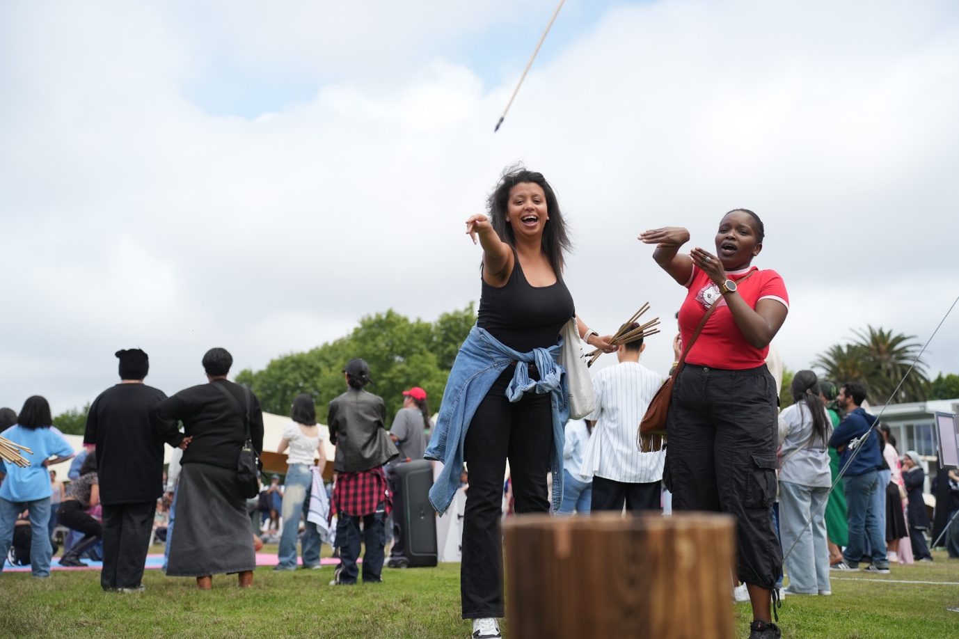 A group of people at a festival

AI-generated content may be incorrect.