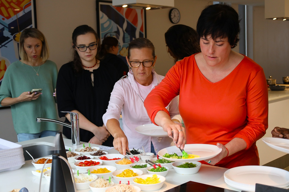 한국 라면에 더해진 남아공의 맛…주남아공한국문화원 K-누들 요리대회 개최